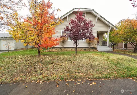 543 E Chestnut St, Walla Walla, WA 99362