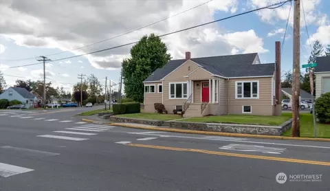 1002 Cole St, Enumclaw, WA 98022 photo 2