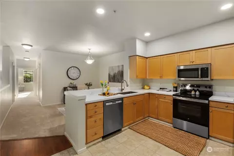 Kitchen - 107 164th St SE #2104, Bothell, WA 98012 photo 2 of 3