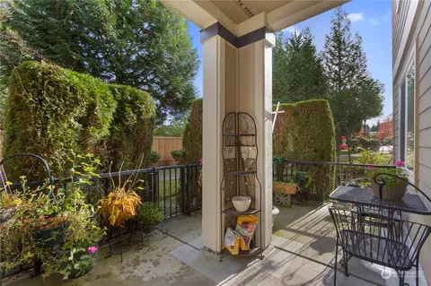 Exterior - 107 164th St SE #2104, Bothell, WA 98012 photo 1 of 2