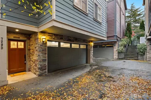 729 16th Ave #B, Seattle, WA 98122