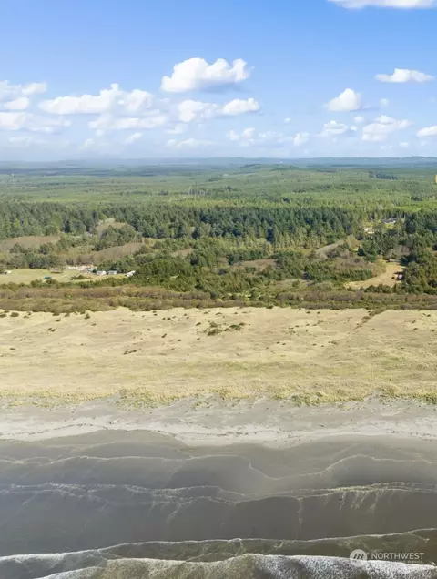 2943 Wa-109, Copalis Beach, WA 98535