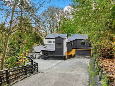 4423 E Mercer Way, Mercer Island, WA 98040