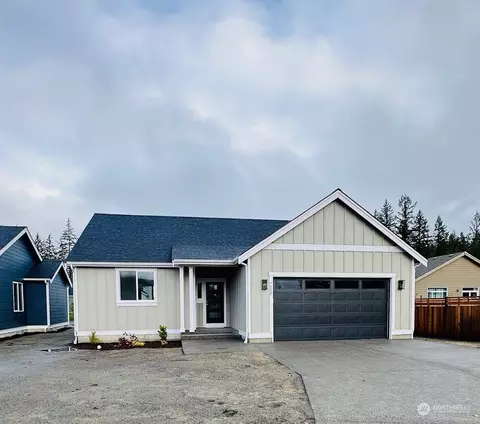 7220 Peaceful Valley Dr, Maple Falls, WA 98266