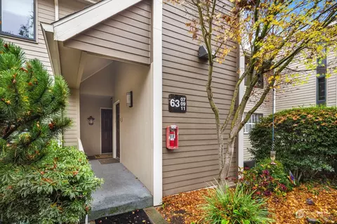 6309 Sand Point Way NE #E5, Seattle, WA 98115