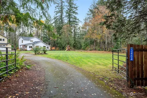3404 Erlands Point Rd NW, Bremerton, WA 98312
