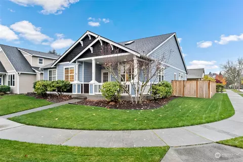 1461 Latham Ct, Dupont, WA 98327