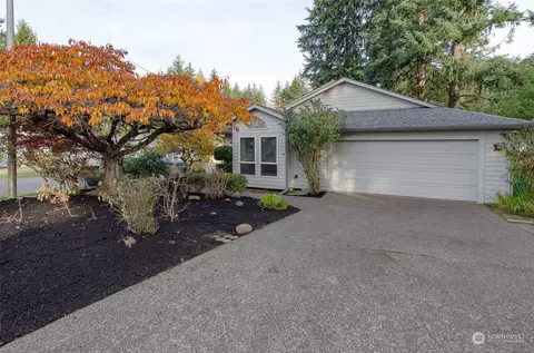 2310 Woodfield Loop SE, Olympia, WA 98501