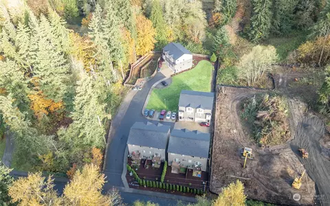 13603 91st Ave Ct E, Puyallup, WA 98373