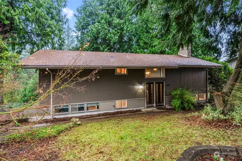 929 Lone Oak Rd, Longview, WA 98632