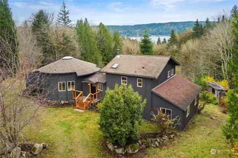 671 Claybanks Rd, Quilcene, WA 98376