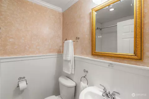 Bath - 401 Alverson Blvd, Everett, WA 98201 photo 1 of 1