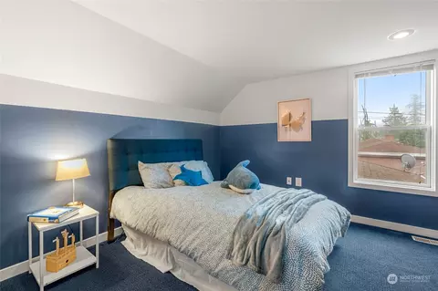 Bedroom - 401 Alverson Blvd, Everett, WA 98201 photo 3 of 4