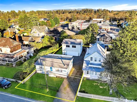 4406 L Pl, Seaview, WA 98644