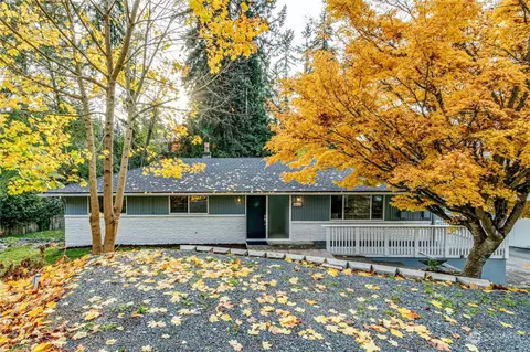19024 75th Ave W, Lynnwood, WA 98036