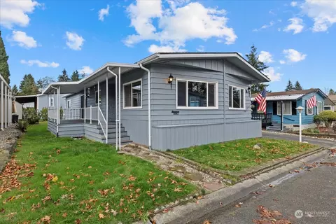815 124th Ave SW #107, Everett, WA 98204