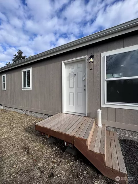 3634 W Madrona, Bremerton, WA 98312