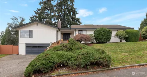 3414 166th Pl SW, Lynnwood, WA 98037