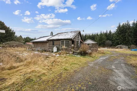 184 Copalis Beach Rd, Copalis Beach, WA 98535