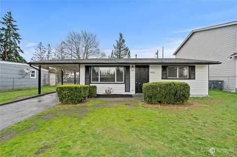 10215 Holly Ln SW, Lakewood, WA 98499