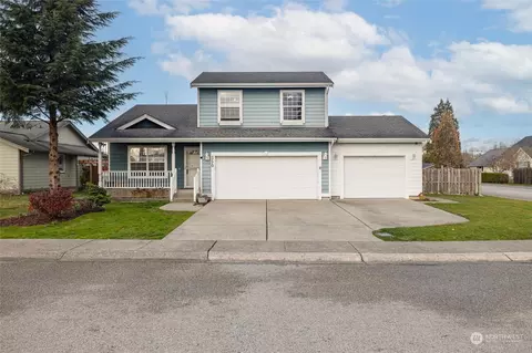 4770 Bayshore Dr, Blaine, WA 98230