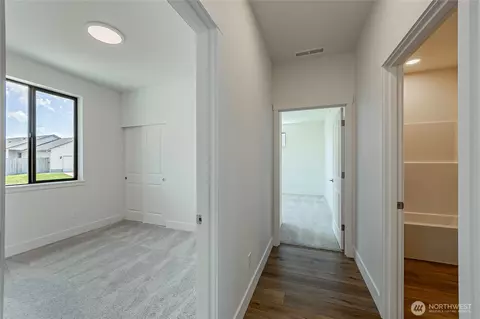 Entry Way - 406 Pagget Ave, Winlock, WA 98596 photo 1 of 3