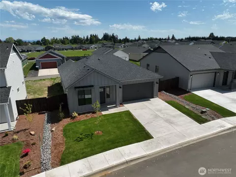 Exterior - 406 Pagget Ave, Winlock, WA 98596 photo 4 of 8