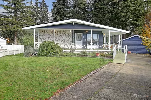375 Piper Way, Camano Island, WA 98282