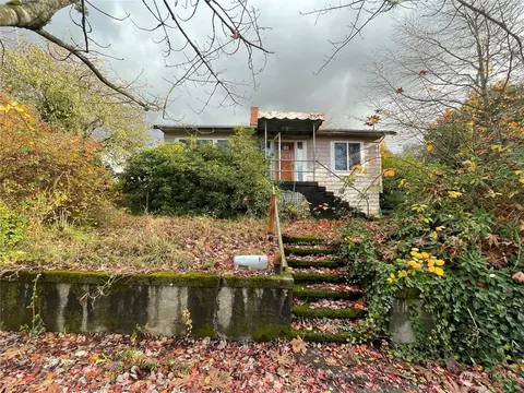 9410 39th Ave S, Seattle, WA 98118