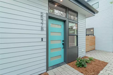 5537 34th Ave NE #B, Seattle, WA 98105