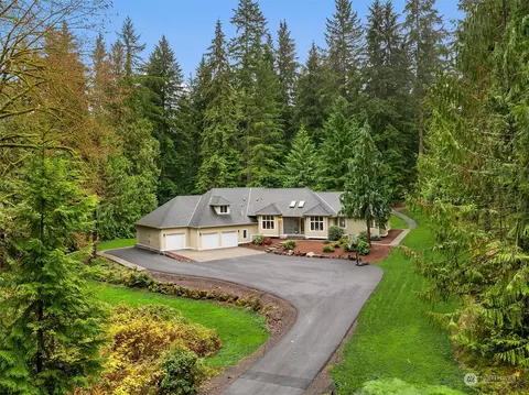 22821 NE 189th St, Woodinville, WA 98077