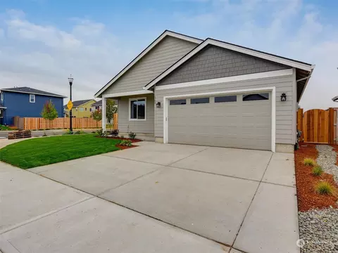 2247 E Otter Loop, La Center, WA 98629