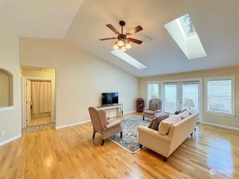 Living - 359 Dungeness Mdws, Sequim, WA 98382 photo 3 of 3