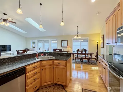 Kitchen - 359 Dungeness Mdws, Sequim, WA 98382 photo 4 of 4