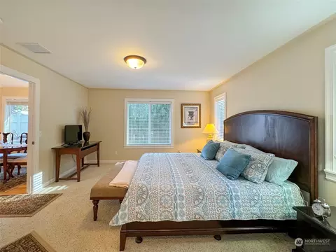Bedroom - 359 Dungeness Mdws, Sequim, WA 98382 photo 3 of 4