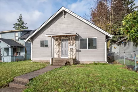 329 19th Ave, Longview, WA 98632