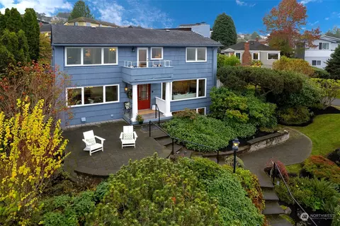 10008 Richwood Ave NW, Seattle, WA 98177