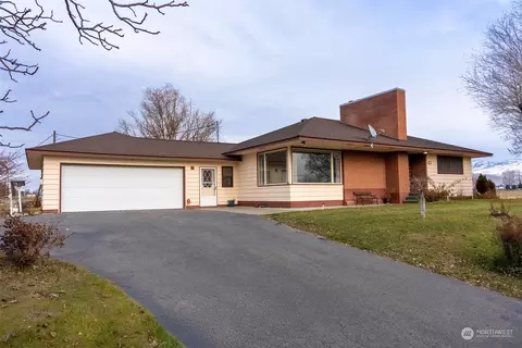 77 C Miller Rd, Omak, WA 98841