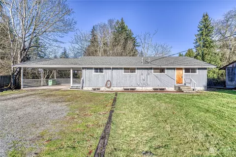 5923 NE 85th St, Marysville, WA 98270