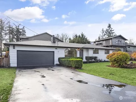 6437 NE 196th St, Kenmore, WA 98028