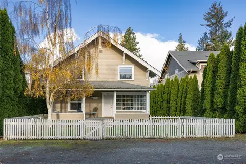 711 Donovan Ave, Bellingham, WA 98225