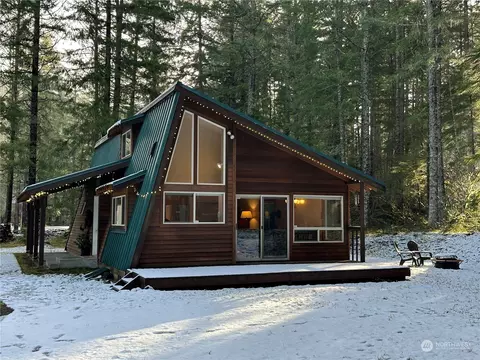 62212 Aspen Way E, Greenwater, WA 98022