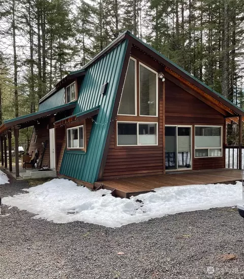 62212 Aspen Way E, Greenwater, WA 98022 photo 2
