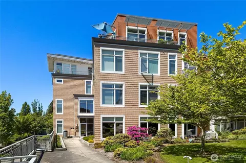 170 Harbor Square Loop NE #A308, Bainbridge Island, WA 98110