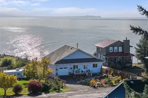 9 Sunset Rd, South Bend, WA 98586