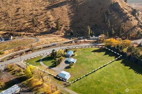5995 Entiat River Rd, Entiat, WA 98822