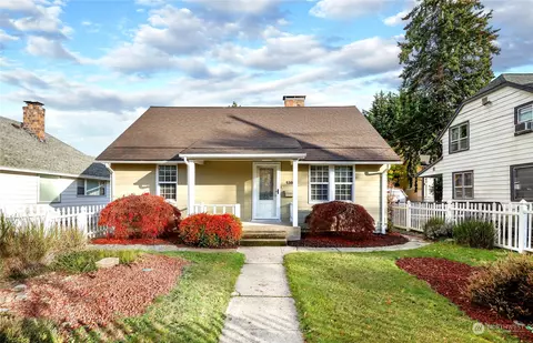 1306 Park Ave, Bremerton, WA 98337