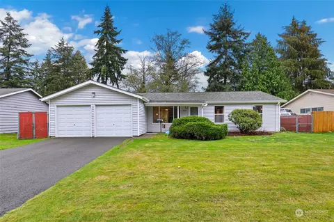 28518 20th Ave S, Federal Way, WA 98003