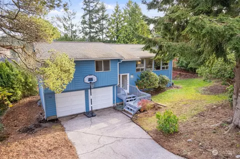 505 Cypress Rd, Bellingham, WA 98225