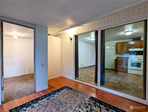 122 Raintree Loop SE, Rainier, WA 98576 photo 32